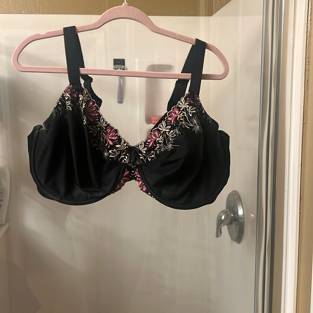 Elomi Embroidered Black full coverage 42G